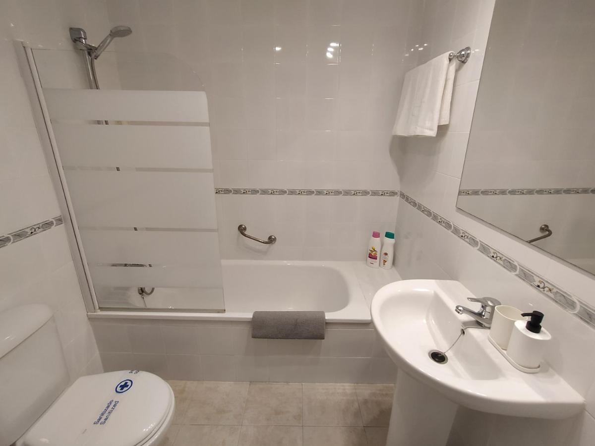 Vive Apartamento Benal 622, Parque Acuático, Playa 100m. Apartamento *
