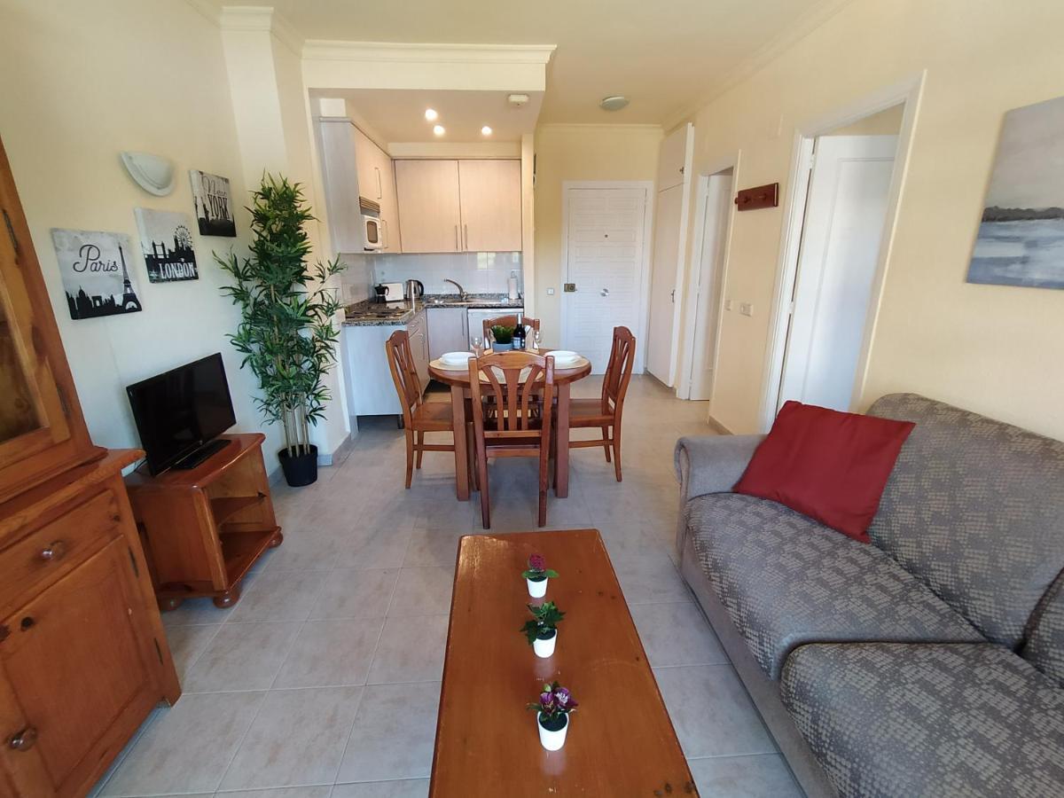 Vive Apartamento Benal 622, Parque Acuático, Playa 100m. Apartamento *